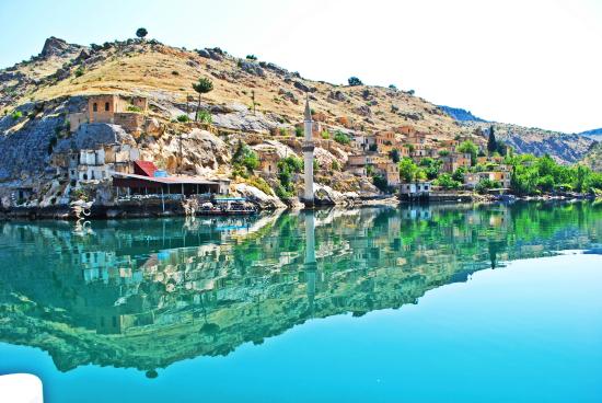 20 Ekim Salı | Halfeti Tekne Turu(Batık Şehir Manzarası) ve Halfeti Çarşısı